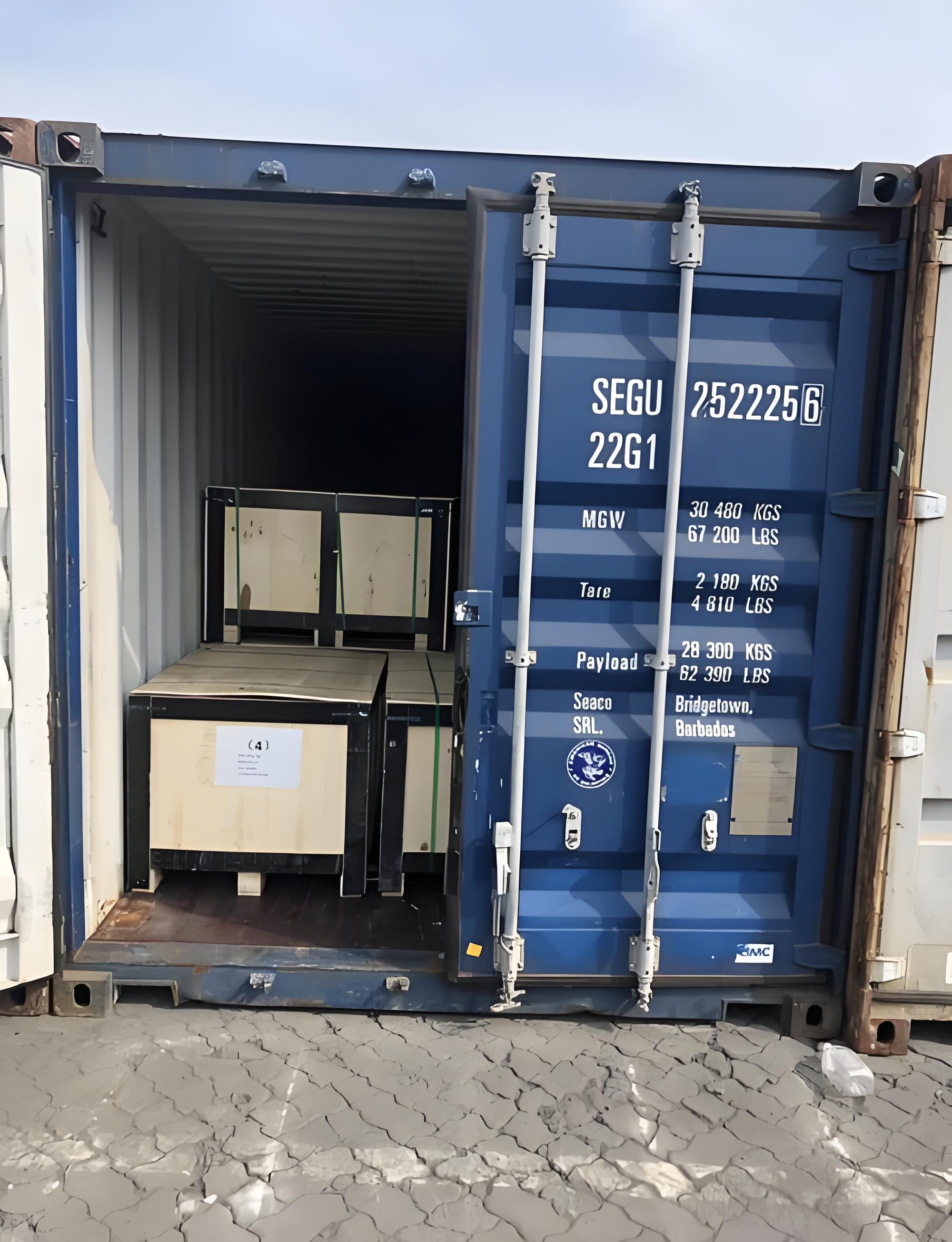 What scenarios are GPS electronic locks suitable for remote management?